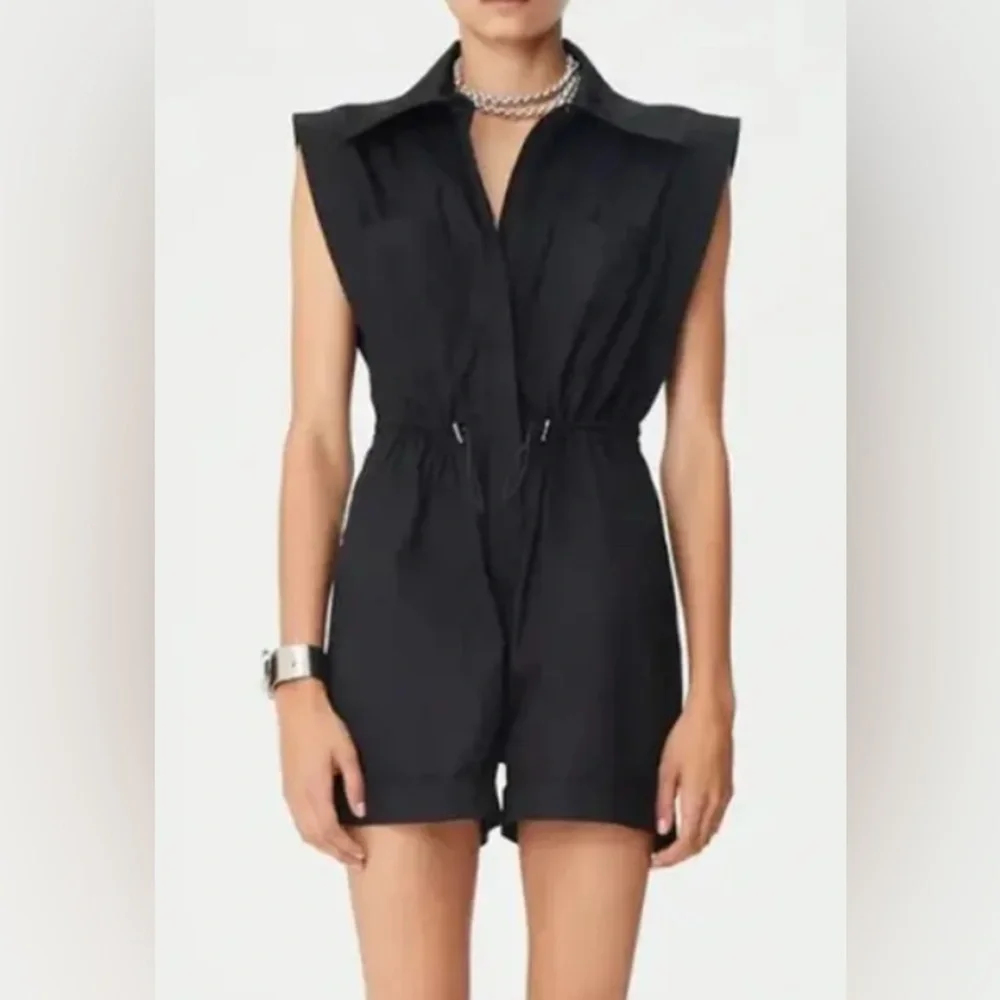 Chic Mariacher Black Sleeveless Romper - Picture 1 of 5